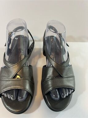 SAS Women's Gray Crisscross Leather  Tripad Comfort Slingback Sandals